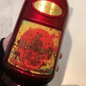 Meet your Posher, Lucy